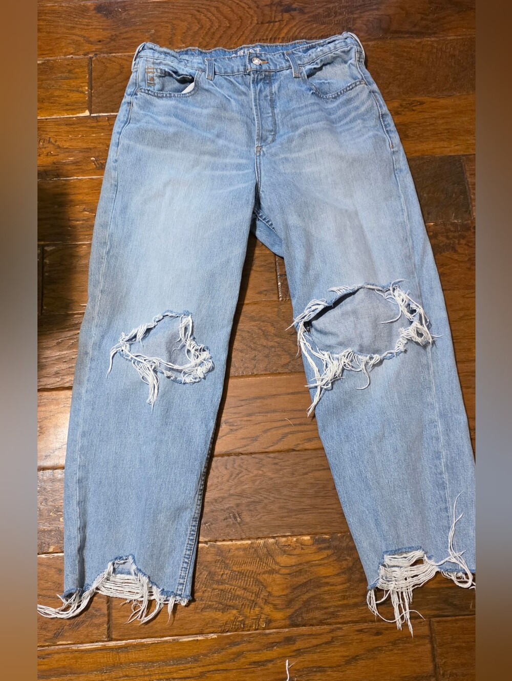 Ariat Tomboy Straight Distressed Boyfriend Jeans